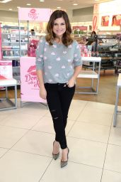 Tiffani Thiessen - Day of Pampering Presented by Ulta Beauty in Los Angeles