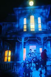 Victoria Justice - Universal’s Halloween Horror Night, October 2015