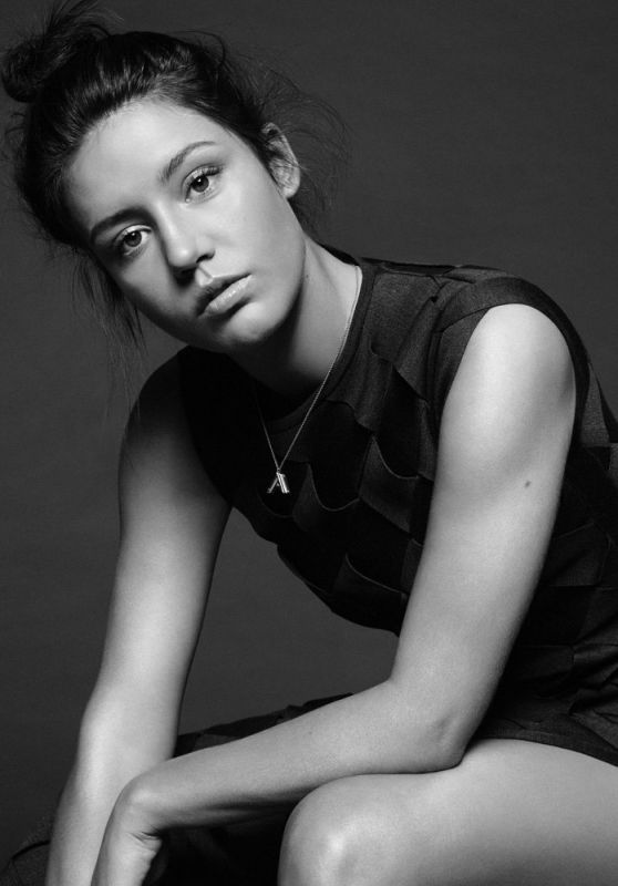 Adèle Exarchopoulos - Marie Claire Magazine France December 2015 Issue