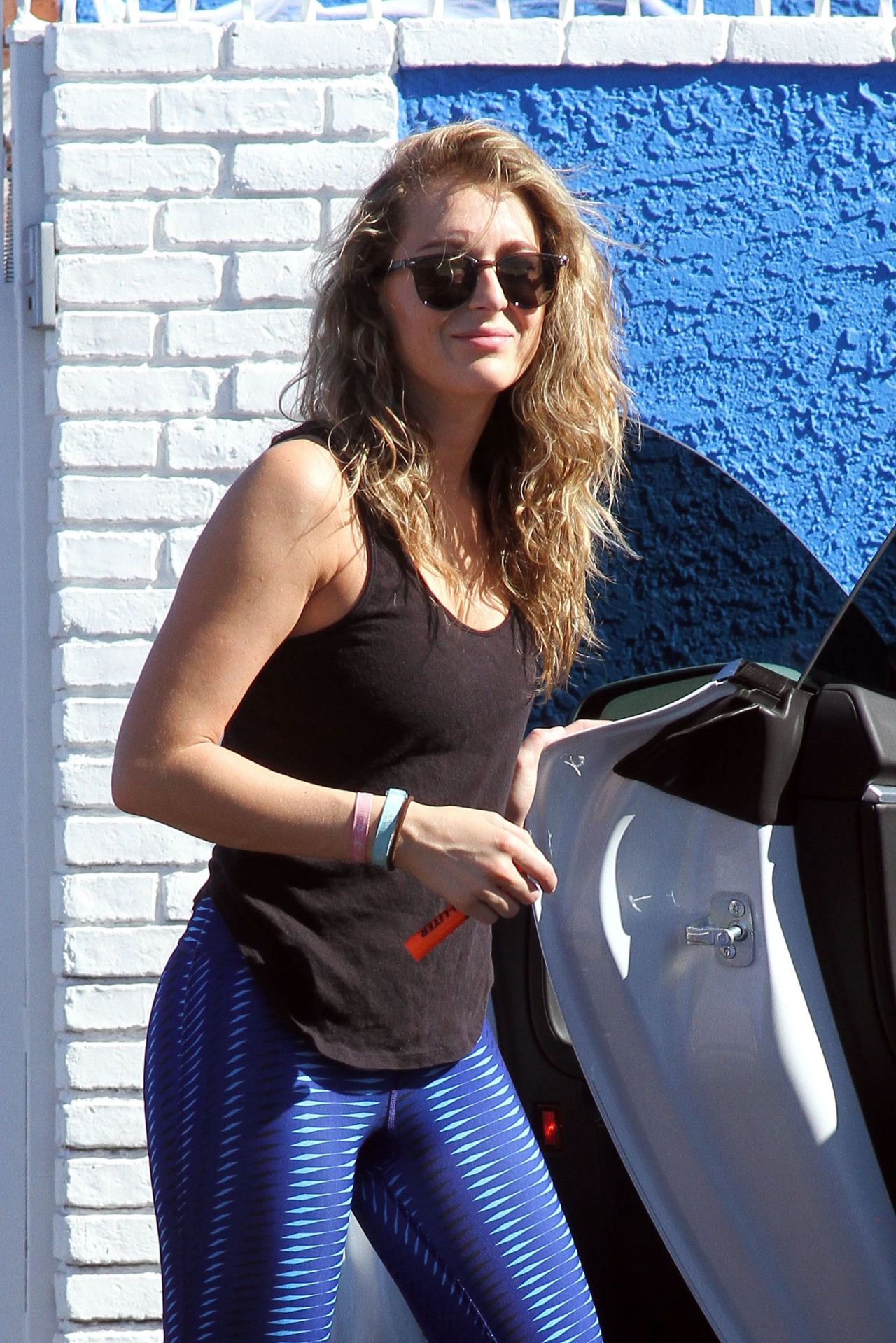 Alexa PenaVega - at the DWTS Studio in Hollywood, November 2015 ...