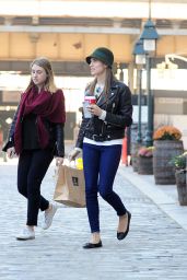 Allison Williams - The Seaport District and Fashion Boutique Seaport Studios in NYC, November 2015