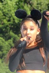 Ariana Grande - Performing at Disney Parks Christmas Parade Orlando, November 2015
