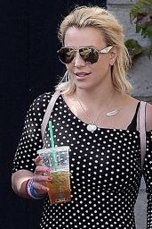 Britney Spears at a Recording Studio in Calabasas, November 2015