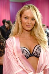 Candice Swanepoel – 2015 Victoria’s Secret Fashion Show in New York City, Dressing Room