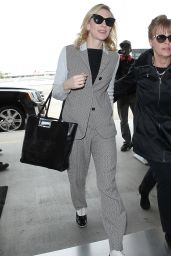 Cate Blanchett at LAX Airport, November 2015