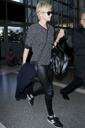 Charlize Theron Arrives at LAX Airport in Los Angeles, November 2015