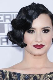 Demi Lovato – 2015 American Music Awards in Los Angeles