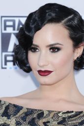Demi Lovato – 2015 American Music Awards in Los Angeles