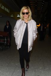 Ellie Goulding at LAX Airport, November 2015