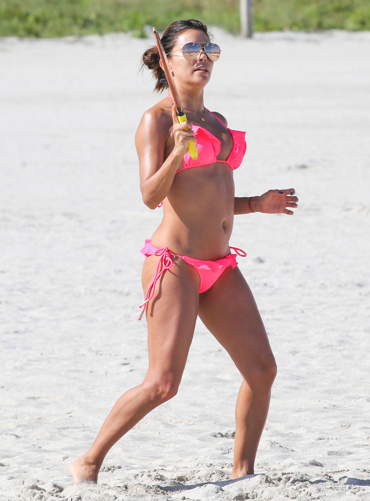 Eva Longoria Miami November 25, 2015 – Star Style