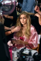 Gigi Hadid – 2015 Victoria’s Secret Fashion Show in New York City, Dressing Room