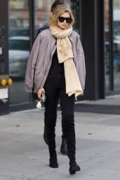 Gigi Hadid Casual Style - NYC, November 2015