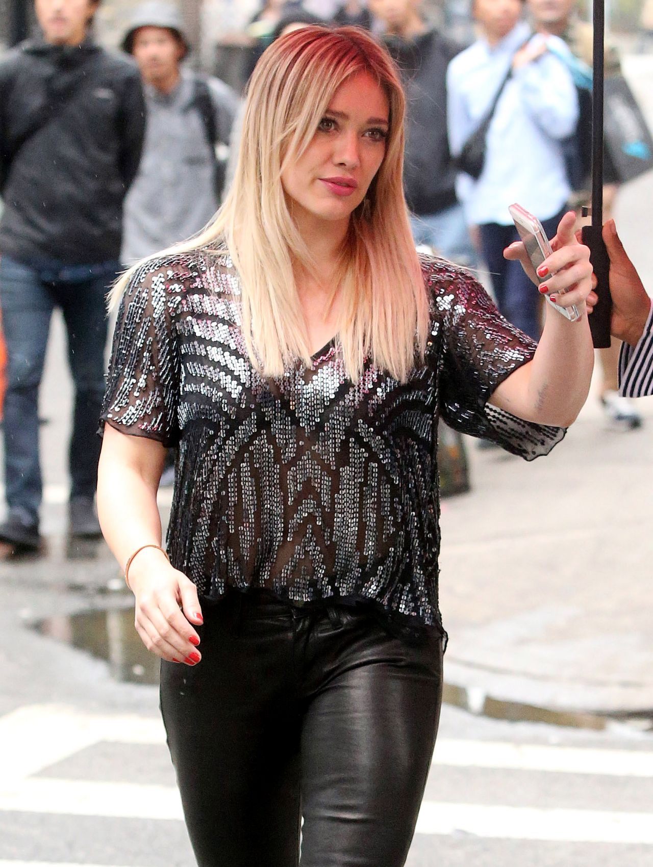 Hilary Duff - 'Younger' Set Photos - New York City, November 2015