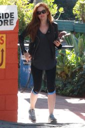 Isla Fisher at Canyon Country Store in Los Angeles, November 2015