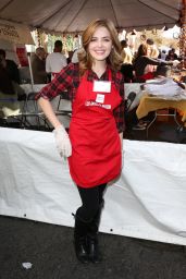 Jen Lilley - Los Angeles Mission Thanksgiving For The Homeless At The Los Angeles Mission, 11/25/2015