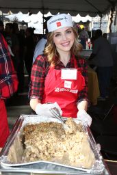 Jen Lilley - Los Angeles Mission Thanksgiving For The Homeless At The Los Angeles Mission, 11/25/2015