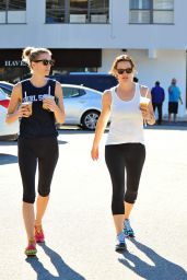 Jennifer Garner - Leaving a Gym in Los Angeles, November 2015