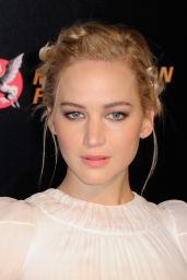 Jennifer Lawrence - Hunger Games: Mockingjay Part 2 Premiere at Le Grand Rex in Paris