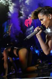 Jennifer Lopez - 2015 iHeartRadio Fiesta Latina in Miami