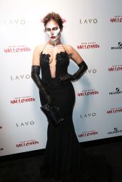 Jennifer Lopez – Heidi Klum Halloween Party in New York City, October 2015