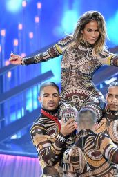 Jennifer Lopez Performs at 2015 American Music Awards in Los Angeles