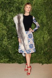 Mackenzie Davis – 2015 CFDA/Vogue Fashion Fund Awards in New York City