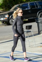Rosie Huntington-Whiteley - Going to a Gym in Los Angeles, November 2015