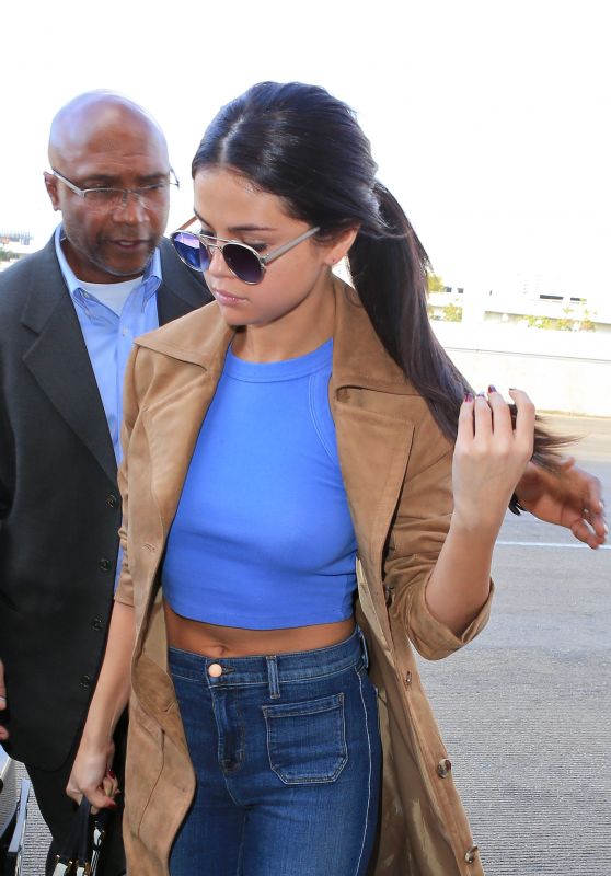 Selena Gomez Style - at LAX Airport, 11/24/2015 