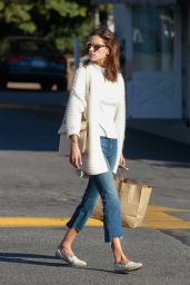 Alessandra Ambrosio Casual Style - Shopping in Brentwood, 12/2/2015