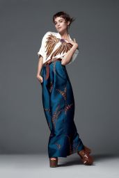 Alicia Vikander - Vogue  Magazine US January 2016 Cover and Pics