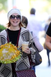 Alyson Hannigan - Picks Up a Oversized Decorative Sunflower at Her Local Santa Monica Farmers Market, 12/9/2015