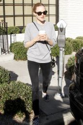 Amanda Seyfried Street Style - Getting Coffee in West Hollywood, December 2015