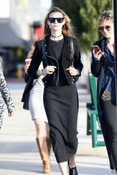 Behati Prinsloo Casual Style - Shopping in Los Angeles, December 2015