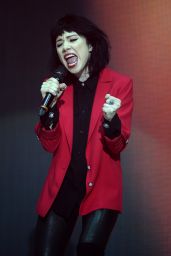 Carly Rae Jepsen Performs at Jingle Bell Ball 2015 Day Two in London