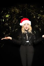 Chloë Grace Moretz - Jingle Ball Portrait December 2015 