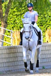 Chloë Moretz - Riding a Horse in Los Angeles, December 2015