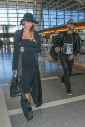 Chrissy Teigen Airport Style - LAX in Los Angeles 12/25/2015 