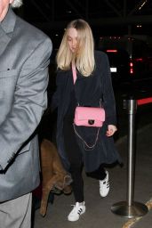 Dakota Fanning Airport Style - at LAX in Los Angeles 12/30/2015 