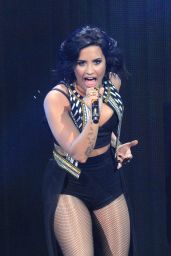 Demi Lovato - 93.3 FLZ