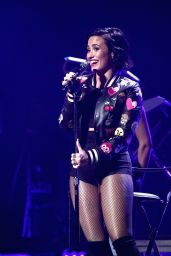 Demi Lovato - Hot 99.5