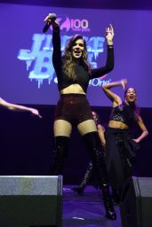 Hailee Steinfeld Performing at Z100 Jingle Ball 2015 in New York