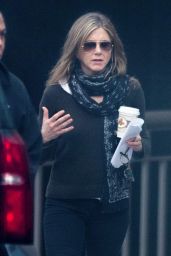 Jennifer Aniston Leaves Rehearsals for 