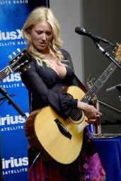 Jewel Kilcher - 2015 SiriusXM Acoustic Christmas With Jewel And Shawn Mullins in Nashville
