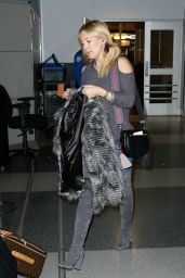 Kate Hudson at JFK Airport, December 2015