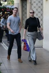 Kate Upton - Shopping at The Grove in Hollywood 12/24/2015