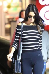 Kendall Jenner - Shopping at Target in Los Angeles, 12/11/2015 