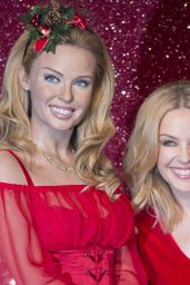 Kylie Minogue - Poses with Her Wax Figure at Madame Tussauds in London, December 2015