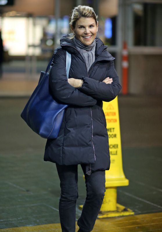 Lori Loughlin Is All Bundled up as She Arrives Back in Chilly Vancouver, December 2015