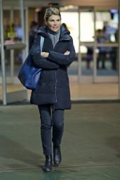 Lori Loughlin Is All Bundled up as She Arrives Back in Chilly Vancouver, December 2015