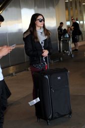 Miranda Cosgrove  Airport Style - LAX, December 2015